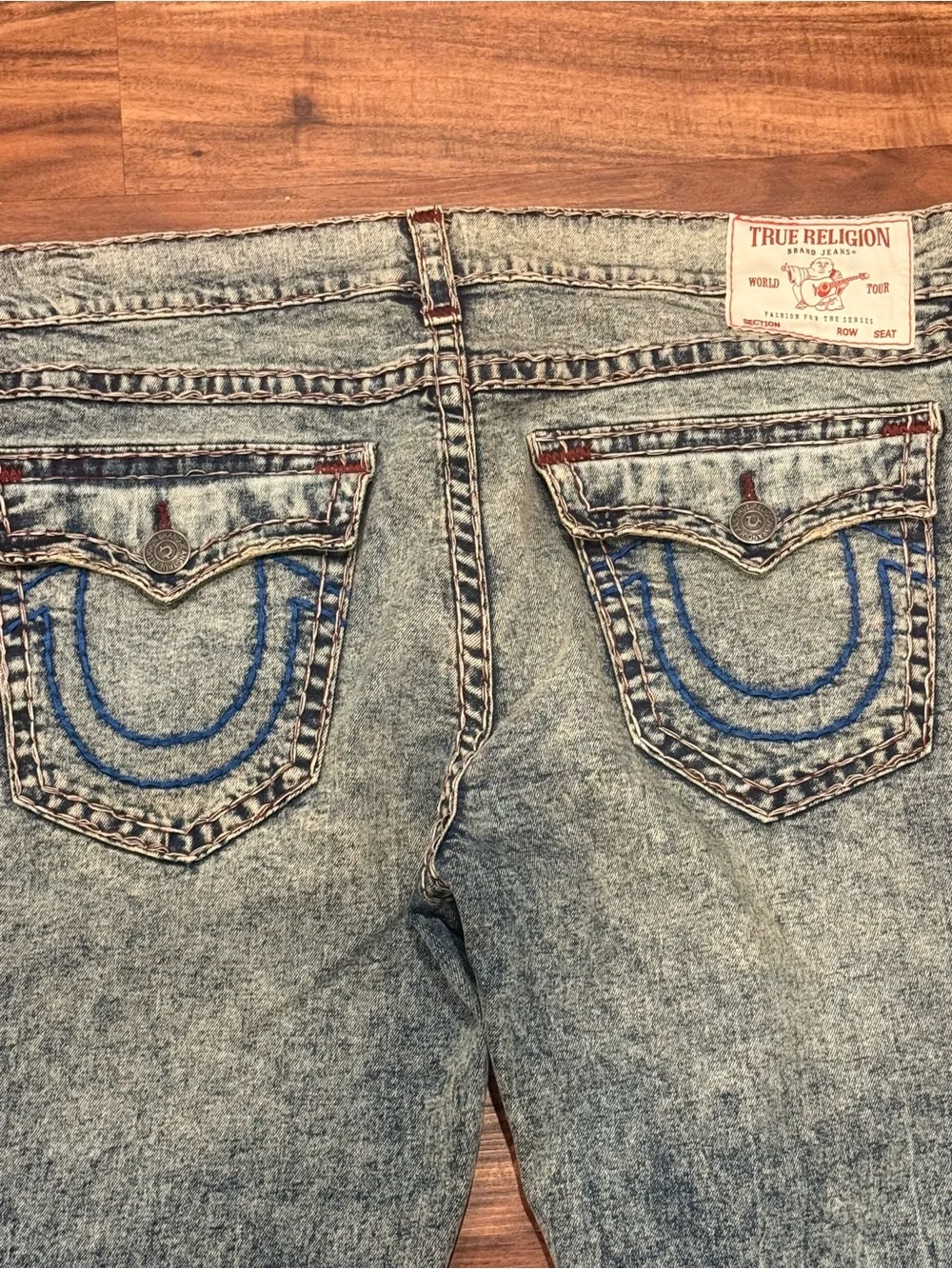 True Religion Ricky Super T Men's Size 40 Relaxed Straight Acid Wash Jeans